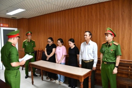 Khởi tố giám đốc, nhân viên Phòng khám Đa khoa Quốc tế Đà Nẵng vì lừa dối khách hàng