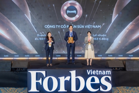  Top 1 trong 25 thương hiệu dẫn đầu 2025 của Forbes Việt Nam gọi tên Vinamilk