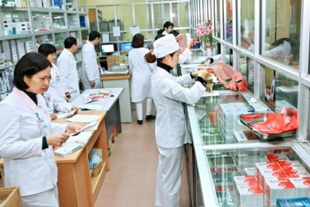 Bộ Y tế yêu cầu kiểm soát nguồn cung thuốc, phòng chống tăng giá đột biến sau bão lũ