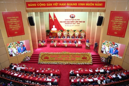 Quyết tâm xây dựng Hà Tĩnh giàu đẹp, văn minh, vững bước cùng cả nước tiến vào kỷ nguyên mới