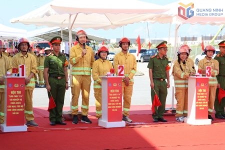 Quảng Ninh ra mắt tổ chữa cháy tình nguyện tại Khu công nghiệp Hải Hà, Hải Yên