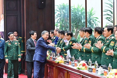 Tổng Bí thư và Chủ tịch nước dự phiên bế mạc Đại hội đại biểu Đảng bộ Quân đội lần thứ XII