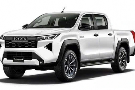 Toyota Hilux thế hệ mới sẵn sàng ra mắt tháng 11 tới đây