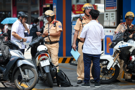 TP. HCM: Đề xuất bổ sung hình thức xử phạt lao động công ích đối với người vi phạm giao thông