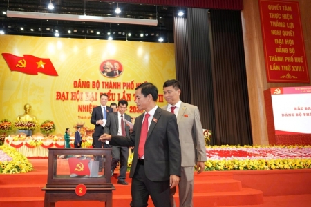 Ông Nguyễn Văn Phương được bầu làm Bí thư Thành ủy Huế nhiệm kỳ 2025-2030