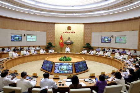 Phó Thủ tướng Lê Thành Long: Cố gắng để việc tuân thủ pháp luật trở thành tự thân