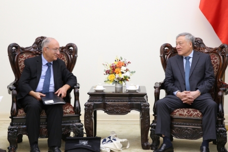 Phó Thủ tướng Thường trực Chính phủ Nguyễn Hòa Bình tiếp Chủ tịch Tổ chức Hỗ trợ đại học thế giới Đức