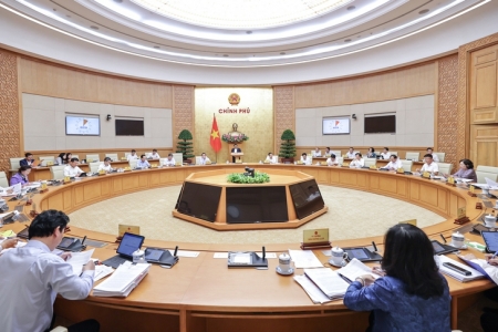 Phân công Thành viên Chính phủ chủ trì làm việc với các địa phương về tình hình sản xuất kinh doanh và thực hiện chính quyền 2 cấp