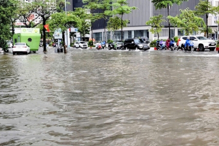 Bộ Công Thương ban hành công điện khẩn ứng phó với mưa lũ lớn do hoàn lưu bão số 11 gây ra