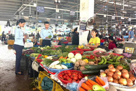 Hướng dẫn duy trì và nâng cao chất lượng các tiêu chí chợ kinh doanh thực phẩm