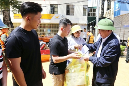 Phó Thủ tướng Hồ Đức Phớc kiểm tra, chỉ đạo công tác ứng phó, khắc phục hậu quả mưa lũ tại Lạng Sơn