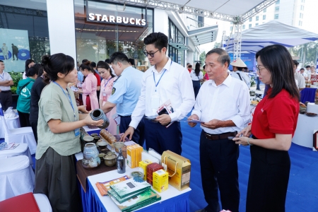 Bắc Ninh tổ chức sự kiện mua sắm trực tuyến và thanh toán không dùng tiền mặt