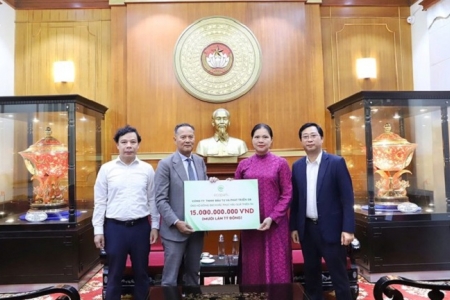 Ủy ban Mặt trận Tổ quốc Việt Nam tiếp nhận gần 848 tỷ đồng ủng hộ đồng bào vùng lũ