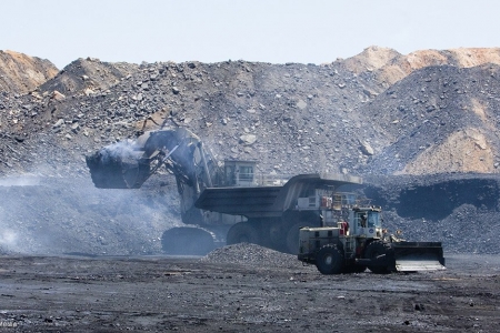 Dầu thô quay đầu suy yếu, kim loại cơ bản hấp dẫn dòng tiền