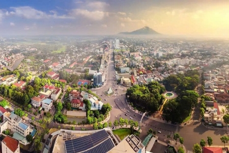 Tây Ninh: Kinh tế tăng tốc mạnh mẽ, thu ngân sách vượt dự toán cả năm