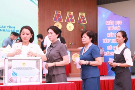 Ngành Giáo dục Thủ đô chung tay hỗ trợ các tỉnh bị thiệt hại do bão lũ