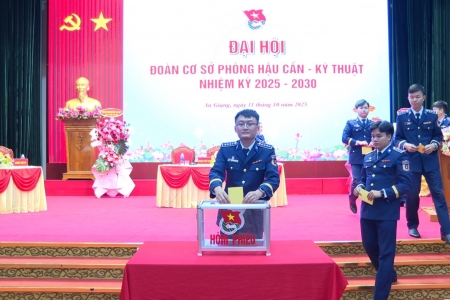 Tuổi trẻ Đoàn cơ sở Phòng Hậu cần - Kỹ thuật (Vùng Cảnh sát biển 4): Bản lĩnh – Trí tuệ – Cống hiến