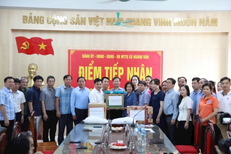 Sở Giáo dục và Đào tạo Hà Nội hỗ trợ các trường học vùng lũ tại Bắc Ninh