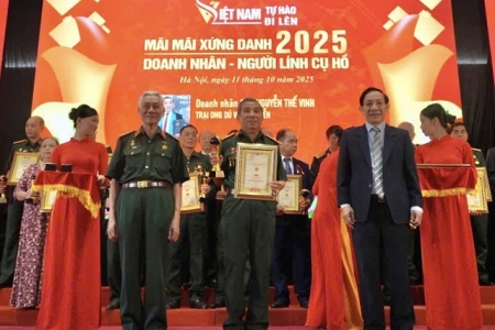 Gia Lai: Một doanh nhân – cựu chiến binh được trao Cúp “Trái tim Vàng vì cộng đồng”