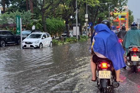 Thời tiết ngày 13/10: Đón không khí lạnh, Hà Nội và nhiều nơi mưa to ngày đầu tuần