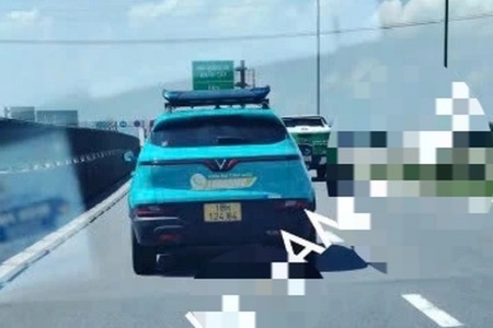 Phạt tài xế taxi 23 triệu đồng vì thay đổi chữ số trên biển kiểm soát ô tô