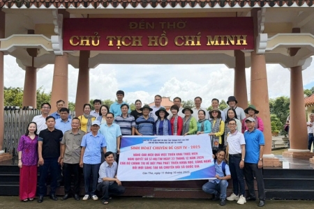 Ngành Giáo dục TP. Cần Thơ tăng cường sinh hoạt chuyên đề "về nguồn"