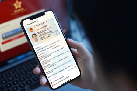 Công an TP. HCM khuyến cáo người dân chủ động kiểm tra thông tin trên VNeID