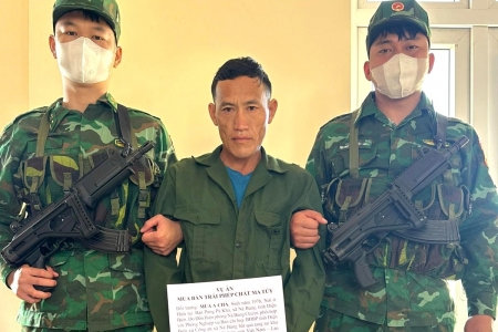 Điện Biên: Bắt giữ đối tượng mua bán trái phép 800 viên ma túy tổng hợp và 0,56 gram heroin