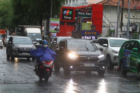 Thời tiết ngày 14/10: Hà Nội và nhiều địa phương mưa to cục bộ