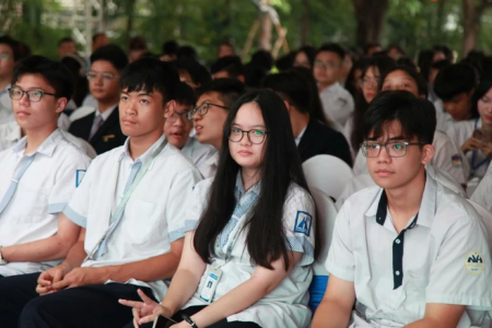 34 thủ khoa của kỳ thi chọn học sinh giỏi Hà Nội 2025: Nhiều gương mặt “trường làng” tỏa sáng