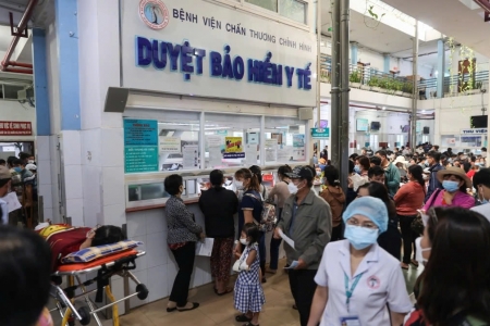 TP. HCM đề xuất hỗ trợ 100% bảo hiểm y tế cho học sinh, sinh viên, người cao tuổi