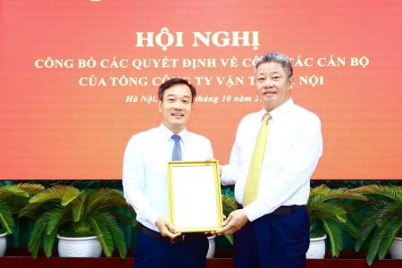 Công bố quyết định bổ nhiệm cán bộ chủ chốt tại Tổng công ty Vận tải Hà Nội