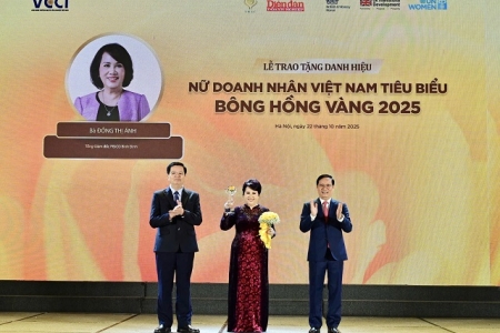 Gia Lai: Doanh nhân Đồng Thị Ánh được vinh danh “Top 10 Bông Hồng Vàng – 2025”