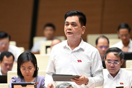 Quốc hội nhấn mạnh kiểm soát thị trường vàng, bất động sản và tài chính