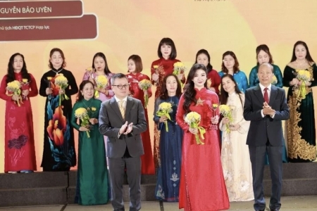 Thanh Hóa có 2 nữ doanh nhân đạt danh hiệu Bông Hồng Vàng năm 2025