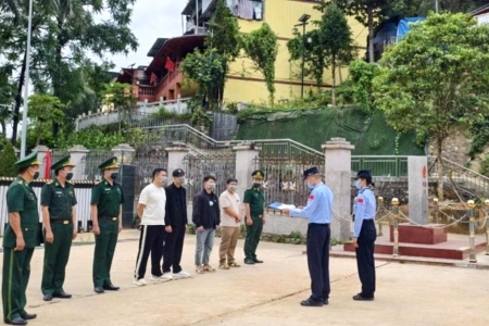 Cao Bằng: Trao trả 4 công dân Trung Quốc nhập cảnh trái phép vào Việt Nam