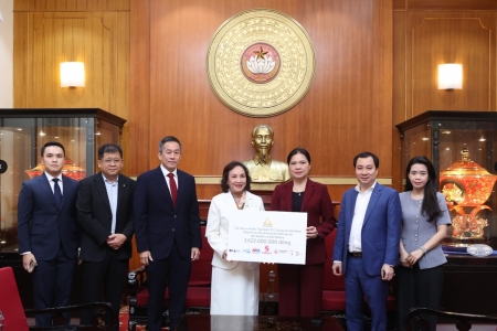 Tập đoàn TCC Việt Nam cùng SABECO và các công ty thành viên đóng góp 3,6 tỷ đồng ủng hộ nhân dân thiệt hại do bão lũ