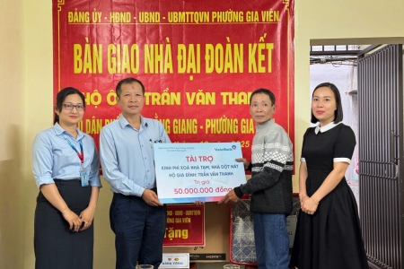 Phường Gia Viên trao nhà Đại đoàn kết cho hộ có hoàn cảnh khó khăn