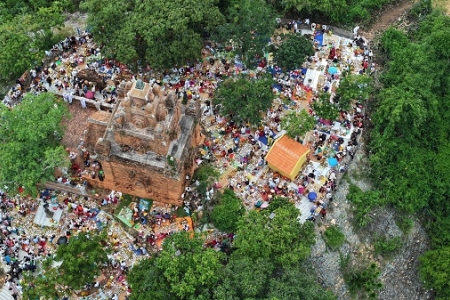 Khánh Hòa: Bảo tồn, phát huy kho tàng văn hóa vật thể và phi vật thể gắn với phát triển du lịch bền vững
