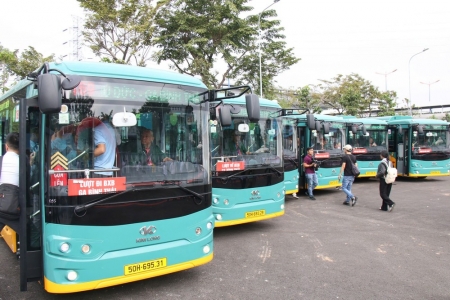 TP. HCM đẩy mạnh chuyển đổi xanh trong giao thông vận tải