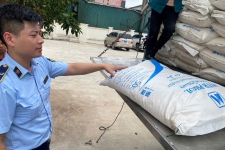 Lực lượng QLTT Nghệ An tăng cường kiểm tra, kiểm soát thị trường dịp cuối năm