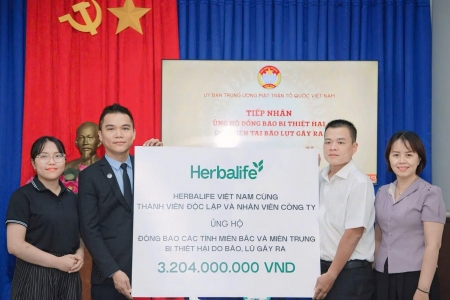 Herbalife Việt Nam đóng góp hơn 3,2 tỷ đồng góp phần hỗ trợ đồng bào miền Bắc và miền Trung