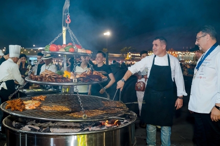 Hội chợ Mùa Thu lần thứ Nhất - 2025: “Cực phẩm” ẩm thực - “Đại tiệc ăn chơi” hot nhất thời điểm này