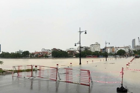 Tổng công ty Điện lực miền Trung: 413.418 khách hàng đang bị ngừng cung ứng điện