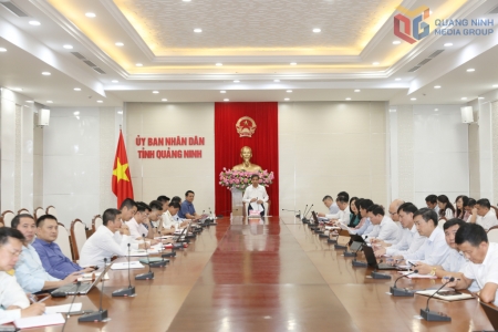 Quảng Ninh quán triệt yêu cầu nhiệm vụ đối với cán bộ, công chức, viên chức các tổ chức Đảng trực thuộc