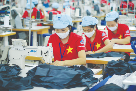 Dệt may Việt Nam: Đơn hàng phủ khắp 66 quốc gia, chuẩn bị bước vào giai đoạn bứt phá mới