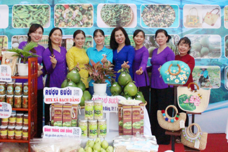 Hỗ trợ phụ nữ khởi nghiệp