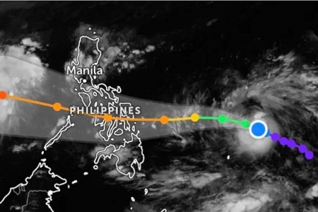 Cảnh báo kép tại miền Trung: Mưa lũ lịch sử kéo dài, bão số 13 có thể đổ bộ ngay trong tuần tới