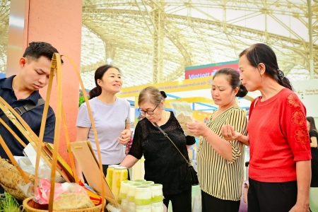 Kiểm soát lạm phát vững vàng, tạo nền tảng cho tăng trưởng bền vững