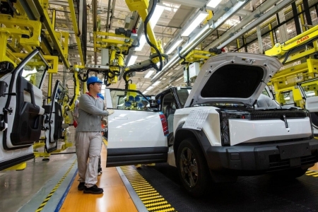 Chiến lược gây sốc của Trung Quốc: Loại xe điện khỏi danh sách ngành chiến lược 5 năm tới